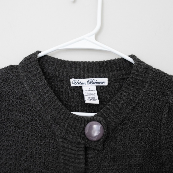 Urban Behavior Knit sweater - Picture 2 of 6
